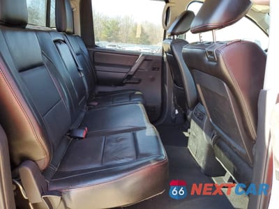 Zdjęcie 10 z 13 samochodu: 2012 NISS TITAN SV VIN:1N6BA0EC7CN316637 - miniatura