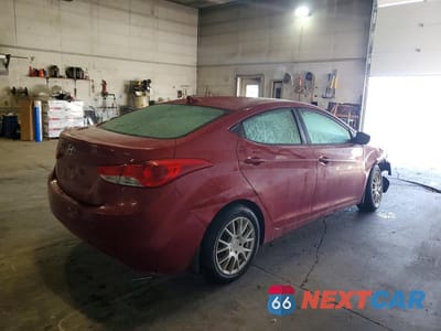 Trzecie zdjęcie samochodu z tyłu: 2013 HYUNDAI ELANTRA GLS VIN:KMHDH4AE7DU633312 - miniatura