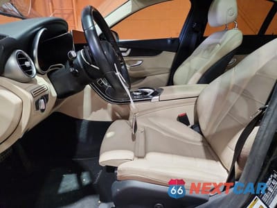 Zdjęcie 7 z 11 samochodu: 2020 MERCEDES-BENZ C 300 4MATIC VIN:55SWF8EB1LU326797 - miniatura