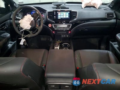 Zdjęcie 8 z 12 samochodu: 2024 HONDA PASSPORT BLACK EDITION VIN:5FNYF8H81RB023120 - miniatura