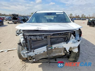 Piąte zdjęcie samochodu w środku: 2026 CHEVROLET TRAVERSE LT VIN:1GNERGKS0TJ131714 - miniatura