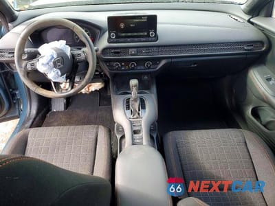 Zdjęcie 8 z 13 samochodu: 2025 HONDA HR-V SPORT VIN:3CZRZ2H51SM755306 - miniatura