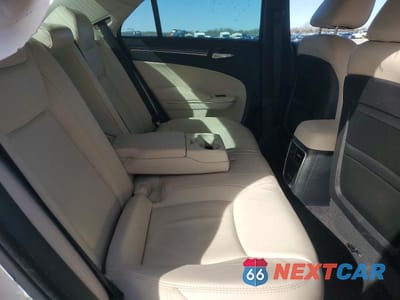 Zdjęcie 10 z 11 samochodu: 2018 CHRYSLER 300 TOURING VIN:2C3CCAAG8JH222647 - miniatura