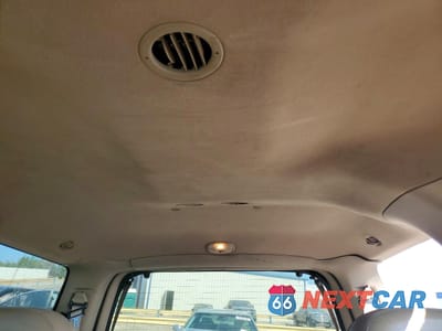 Zdjęcie 10 z 13 samochodu: 2001 LINCOLN NAVIGATOR VIN:5LMEU27R41LJ32035 - miniatura