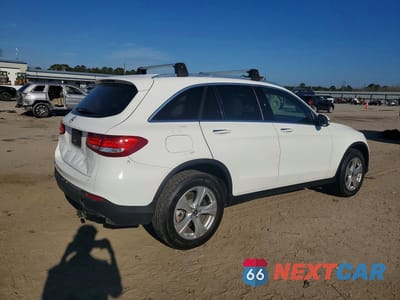 Trzecie zdjęcie samochodu z tyłu: 2017 MERCEDES-BENZ GLC 300 VIN:WDC0G4JB6HF215128 - miniatura