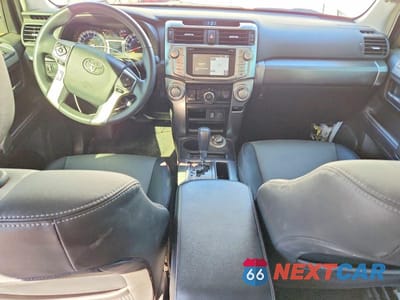 Zdjęcie 8 z 13 samochodu: 2019 TOYOTA 4RUNNER SR5/SR5 PREMIUM VIN:JTEBU5JR8K5627781 - miniatura