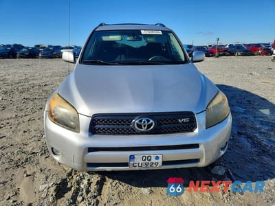 Piąte zdjęcie samochodu w środku: 2007 TOYOTA RAV4 VIN:JTMBK32V676012299 - miniatura