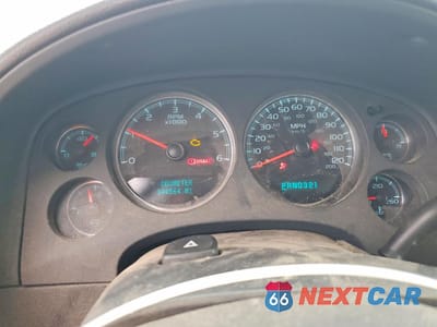 Zdjęcie 9 z 13 samochodu: 2008 CHEVROLET SUBURBAN K1500 LS VIN:1GNFK16378R256338 - miniatura