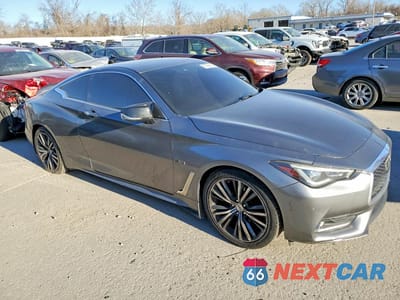 Czwarte zdjęcie samochodu z boku: 2017 INFINITI Q60 PREMIUM VIN:JN1EV7EL5HM554032 - miniatura