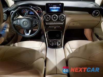Zdjęcie 8 z 13 samochodu: 2017 MERCEDES-BENZ GLC 300 4MATIC VIN:WDC0G4KB9HF249045 - miniatura