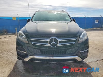 Piąte zdjęcie samochodu w środku: 2016 MERCEDES-BENZ GLE 350 VIN:4JGDA5JB7GA747638 - miniatura