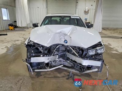 Piąte zdjęcie samochodu w środku: 2019 BMW 330XI VIN:WBA5R7C58KAJ83895 - miniatura