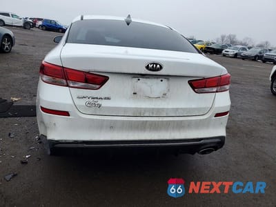 Zdjęcie 6 z 12 samochodu: 2019 KIA OPTIMA LX VIN:5XXGT4L32KG351562 - miniatura