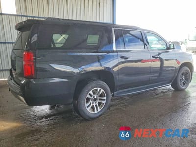 Trzecie zdjęcie samochodu z tyłu: 2020 CHEVROLET SUBURBAN K1500 LS VIN:1GNSKGKCXLR228372 - miniatura