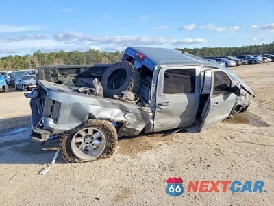 Trzecie zdjęcie samochodu z tyłu: 2016 CHEVROLET SILVERADO C1500 LT VIN:3GCPCREC4GG153502 - miniatura