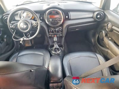 Zdjęcie 8 z 12 samochodu: 2015 MINI COOPER VIN:WMWXS5C59FT829540 - miniatura
