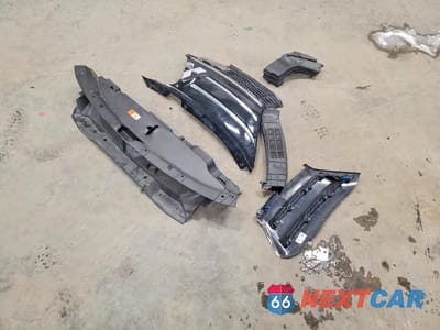 Zdjęcie 13 z 14 samochodu: 2025 MITSUBISHI OUTLANDER ES VIN:JA4J4UA88SZ613836 - miniatura