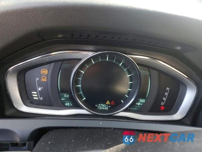 Zdjęcie 9 z 13 samochodu: 2015 VOLVO S60 PREMIER VIN:YV140MFBXF1314835 - miniatura