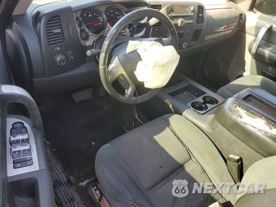 Zdjęcie 8 z 12 samochodu: 2007 GMC NEW SIERRA K1500 VIN:2GTEK13Y771660929 - miniatura