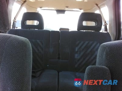 Zdjęcie 10 z 13 samochodu: 2001 HONDA CR-V LX VIN:JHLRD18431C010839 - miniatura