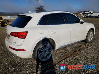 Trzecie zdjęcie samochodu z tyłu: 2018 AUDI Q5 VIN:WA1BNAFY3J2111087 - miniatura