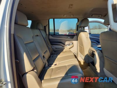 Zdjęcie 11 z 13 samochodu: 2019 CHEVROLET SUBURBAN C1500 LT VIN:1GNSCHKC1KR139582 - miniatura