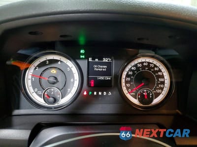 Zdjęcie 9 z 12 samochodu: 2018 RAM 1500 ST VIN:1C6RR7FT6JS175020 - miniatura