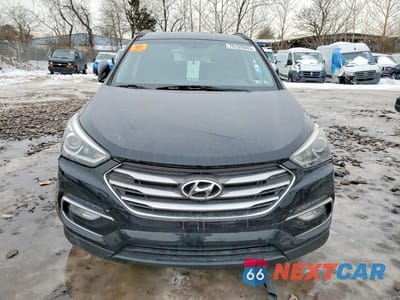 Piąte zdjęcie samochodu w środku: 2017 HYUNDAI SANTA FE SPORT VIN:5NMZUDLB5HH005819 - miniatura