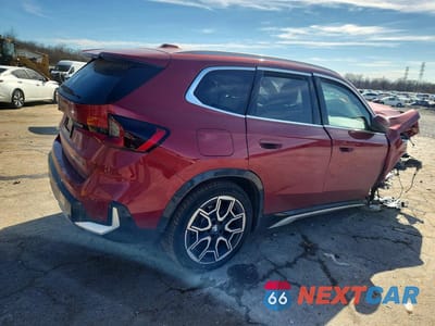 Trzecie zdjęcie samochodu z tyłu: 2026 BMW X1 XDRIVE28I VIN:WBX73EF06T5481392 - miniatura