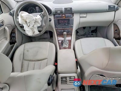 Zdjęcie 8 z 11 samochodu: 2005 MERCEDES-BENZ C 240 VIN:WDBRF61J95A694090 - miniatura