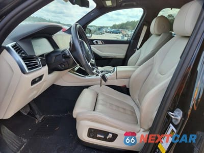 Zdjęcie 7 z 13 samochodu: 2021 BMW X5 XDRIVE40I VIN:5UXCR6C03M9G17509 - miniatura