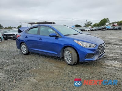 Czwarte zdjęcie samochodu z boku: 2022 HYUNDAI ACCENT SE VIN:3KPC24A60NE174375 - miniatura