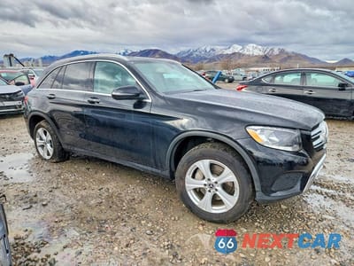 Czwarte zdjęcie samochodu z boku: 2017 MERCEDES-BENZ GLC 300 4MATIC VIN:WDC0G4KB6HF262707 - miniatura