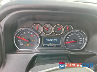 Zdjęcie 9 z 11 samochodu: 2019 CHEVROLET SILVERADO K1500 RST VIN:1GCUYEED5KZ352265 - miniatura