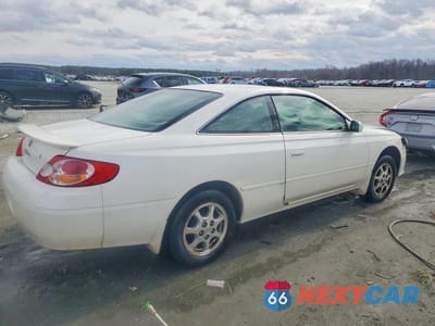 Trzecie zdjęcie samochodu z tyłu: 2002 TOYOTA CAMRY SOLARA SE VIN:2T1CE22PX2C015506 - miniatura