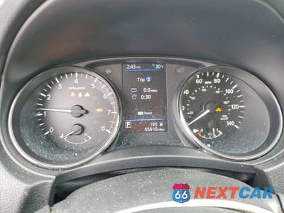 Zdjęcie 9 z 12 samochodu: 2019 NISSAN ROGUE SPORT S VIN:JN1BJ1CR4KW350482 - miniatura