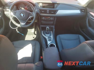 Zdjęcie 8 z 13 samochodu: 2014 BMW X1 XDRIVE28I VIN:WBAVL1C51EVY21724 - miniatura