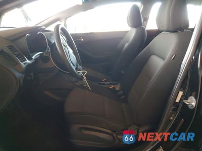 Zdjęcie 7 z 13 samochodu: 2016 KIA FORTE5 LX VIN:KNAFK5A82G5636967 - miniatura