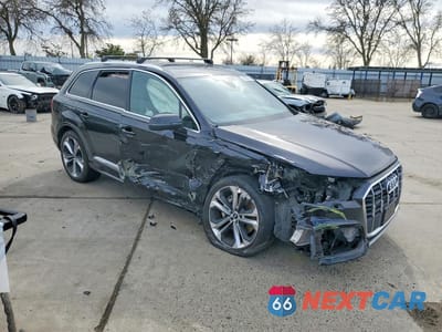 Czwarte zdjęcie samochodu z boku: 2020 AUDI Q7 PREMIUM PLUS VIN:WA1LXAF74LD009102 - miniatura