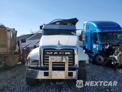 Zdjęcie 10 z 10 samochodu: 2020 MACK GRANITE VIN:1M2GR4GC5LM014982 - miniatura