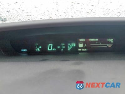 Zdjęcie 9 z 12 samochodu: 2010 TOYOTA PRIUS III VIN:JTDKN3DU6A0122727 - miniatura