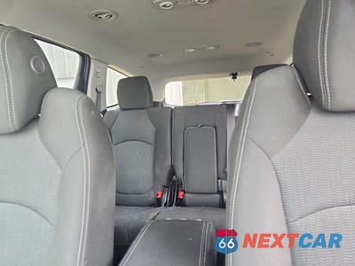 Zdjęcie 10 z 13 samochodu: 2017 CHEVROLET TRAVERSE LT VIN:1GNKRGKDXHJ221805 - miniatura