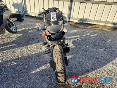 Czwarte zdjęcie samochodu z boku: 2020 KAWASAKI EX400 VIN:JKAEXKH19LDA80256 - miniatura