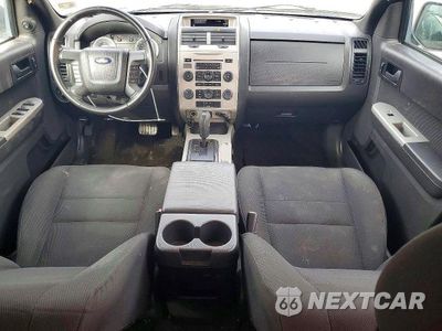 Zdjęcie 8 z 13 samochodu: 2009 FORD ESCAPE XLT VIN:1FMCU93G99KC25545 - miniatura