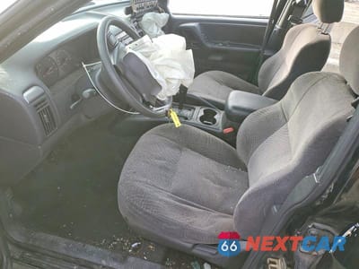 Zdjęcie 7 z 13 samochodu: 2001 JEEP GRAND CHEROKEE LAREDO VIN:1J4GW48S61C694679 - miniatura