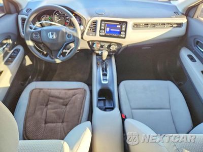 Zdjęcie 8 z 12 samochodu: 2021 HONDA HR-V LX VIN:3CZRU5H36MM727969 - miniatura