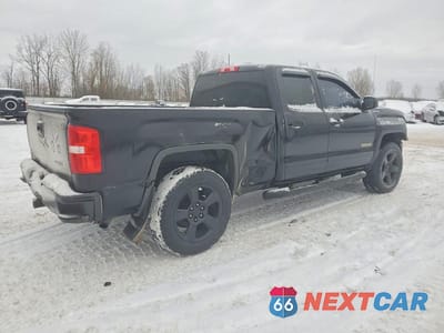 Trzecie zdjęcie samochodu z tyłu: 2017 GMC SIERRA K1500 VIN:1GTV2LEC7HZ286117 - miniatura