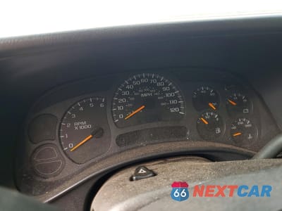 Zdjęcie 9 z 12 samochodu: 2003 CHEVROLET SILVERADO C2500 HEAVY DUTY VIN:1GCHC29U53E294188 - miniatura