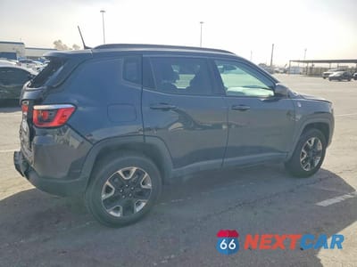 Trzecie zdjęcie samochodu z tyłu: 2017 JEEP COMPASS TRAILHAWK VIN:3C4NJDDB0HT656994 - miniatura