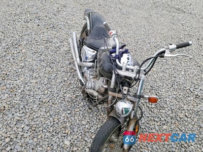 Piąte zdjęcie samochodu w środku: 2003 YAMAHA XVS1100 A VIN:JYAVP11E33A034963 - miniatura